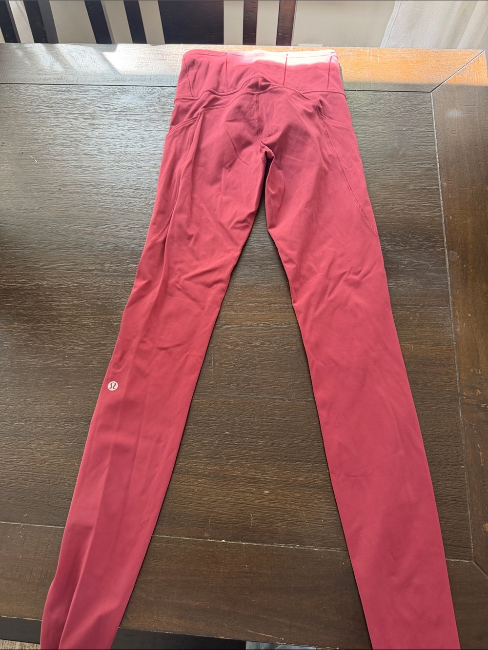 EUC Lululemon leggings - size 2 - Picture 3 of 4